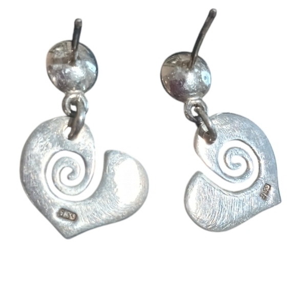 Vintage 950 SILVER Hand Forged Openwork Swirl Heart Dangle Earrings - Picture 5 of 9
